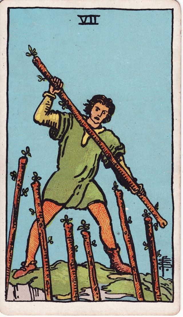 Семёрка Жезлов (Seven of Wands) — карта Таро